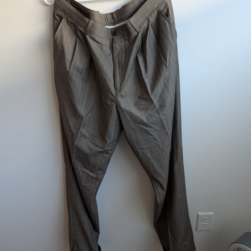 Perry Ellis Men's Gray Dress Pants